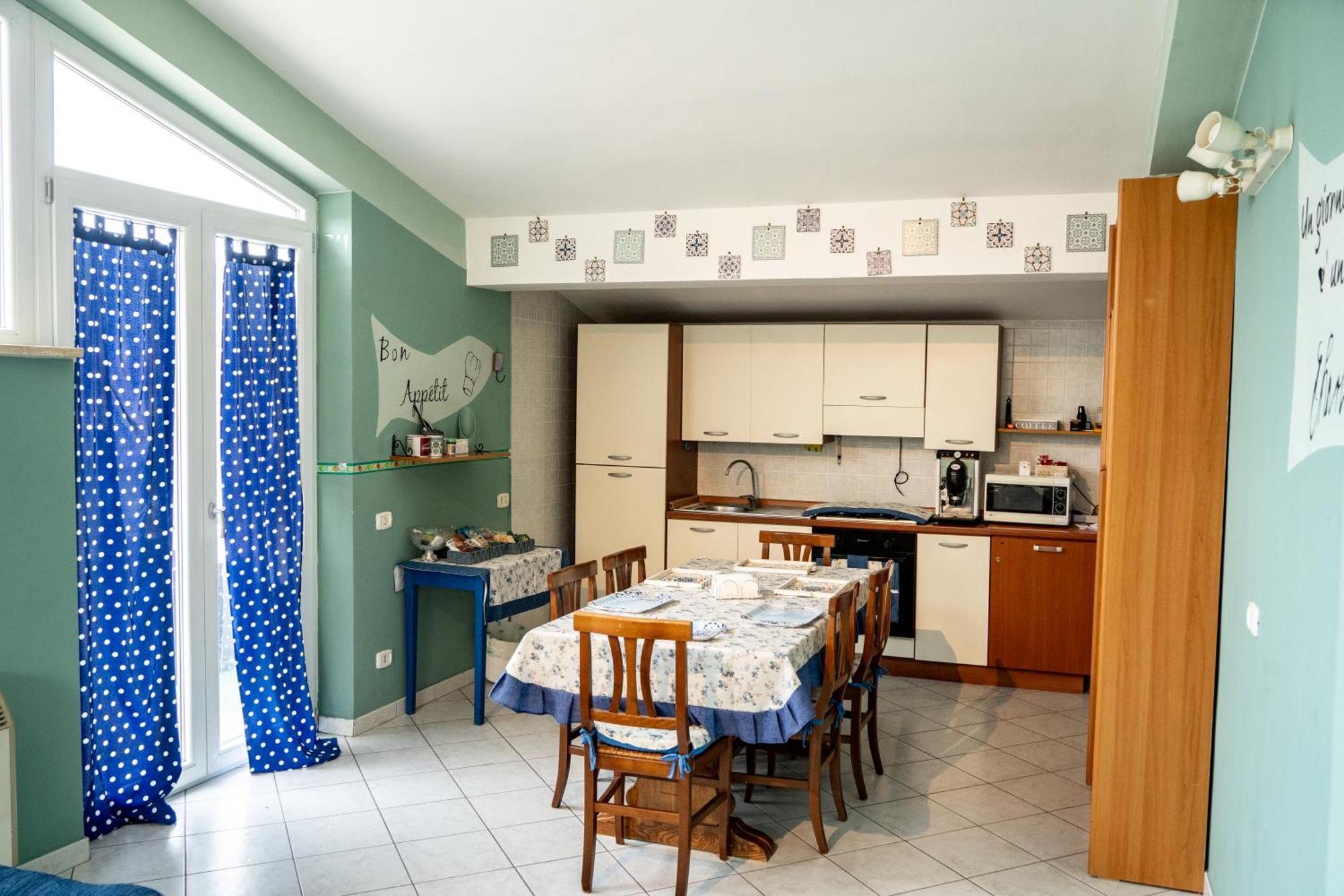B&B Aquino In Terrazza Екстериор снимка